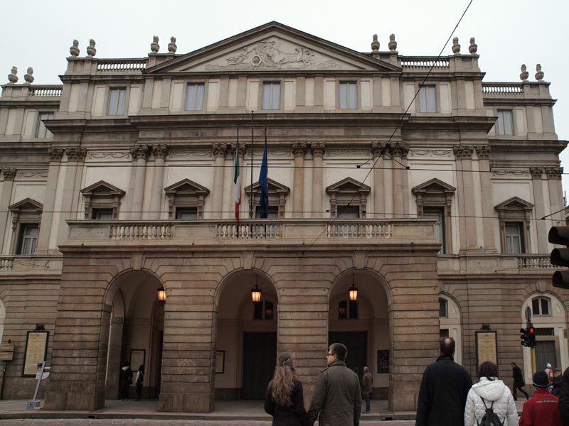 Глазами очевидцев: Ла Скала. Милан как центр мирового оперного искусства